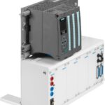 Các phôi trên băng tải được vận chuyển đến điểm đo sâu.